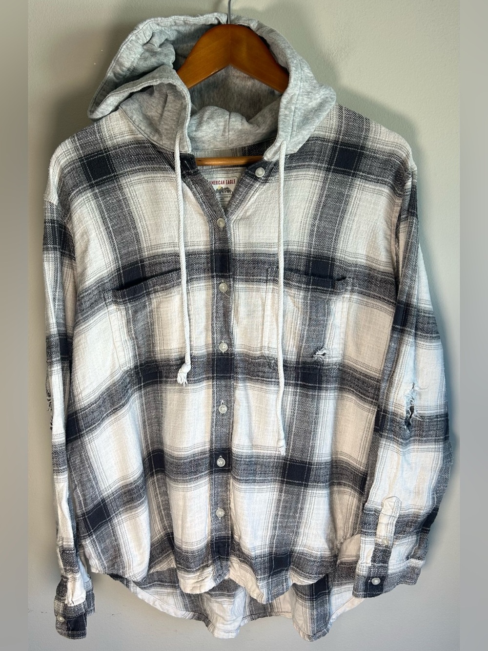 American Eagle Black White Plaid Hooded Button Up Shirt Size M Distressed Unisex